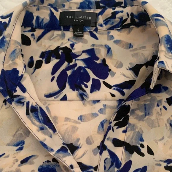 The Limited Blue and Cream Long Sleeve Floral Shirt Dress - Picture 4 of 9